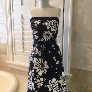 Sale! WHITE HOUSE BLACK MARKET Strapless Dress 10